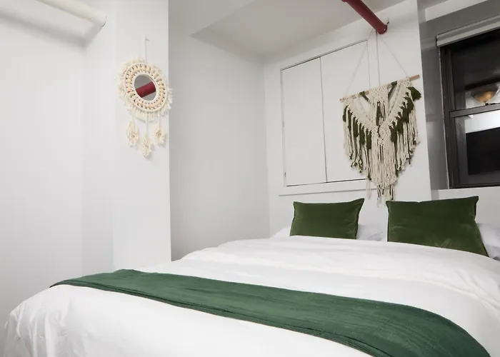 Comfy Guest House In Hell'S Kitchen New York
